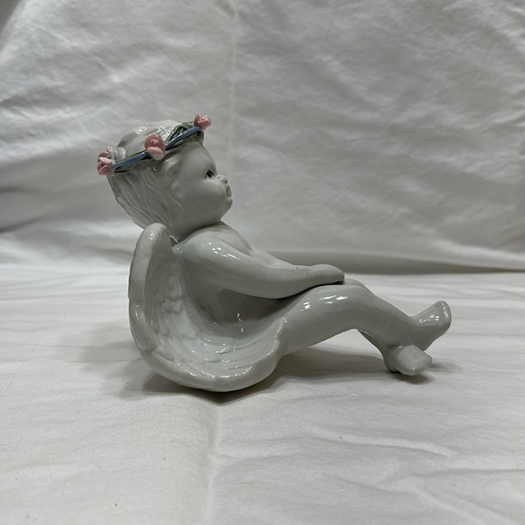 Angel statue - Picture 6 of 11